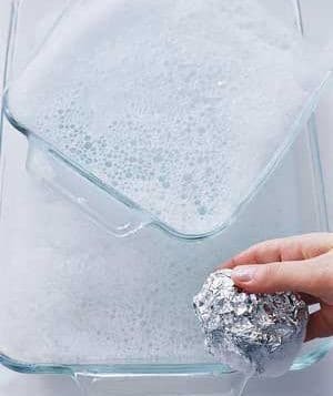 Aluminum Foil: Glassware Cleaning Hack