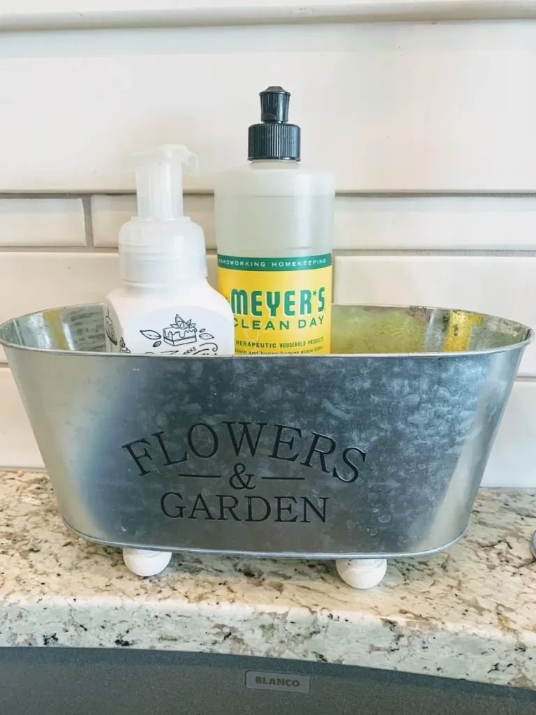 Charming DIY Sink Organizer