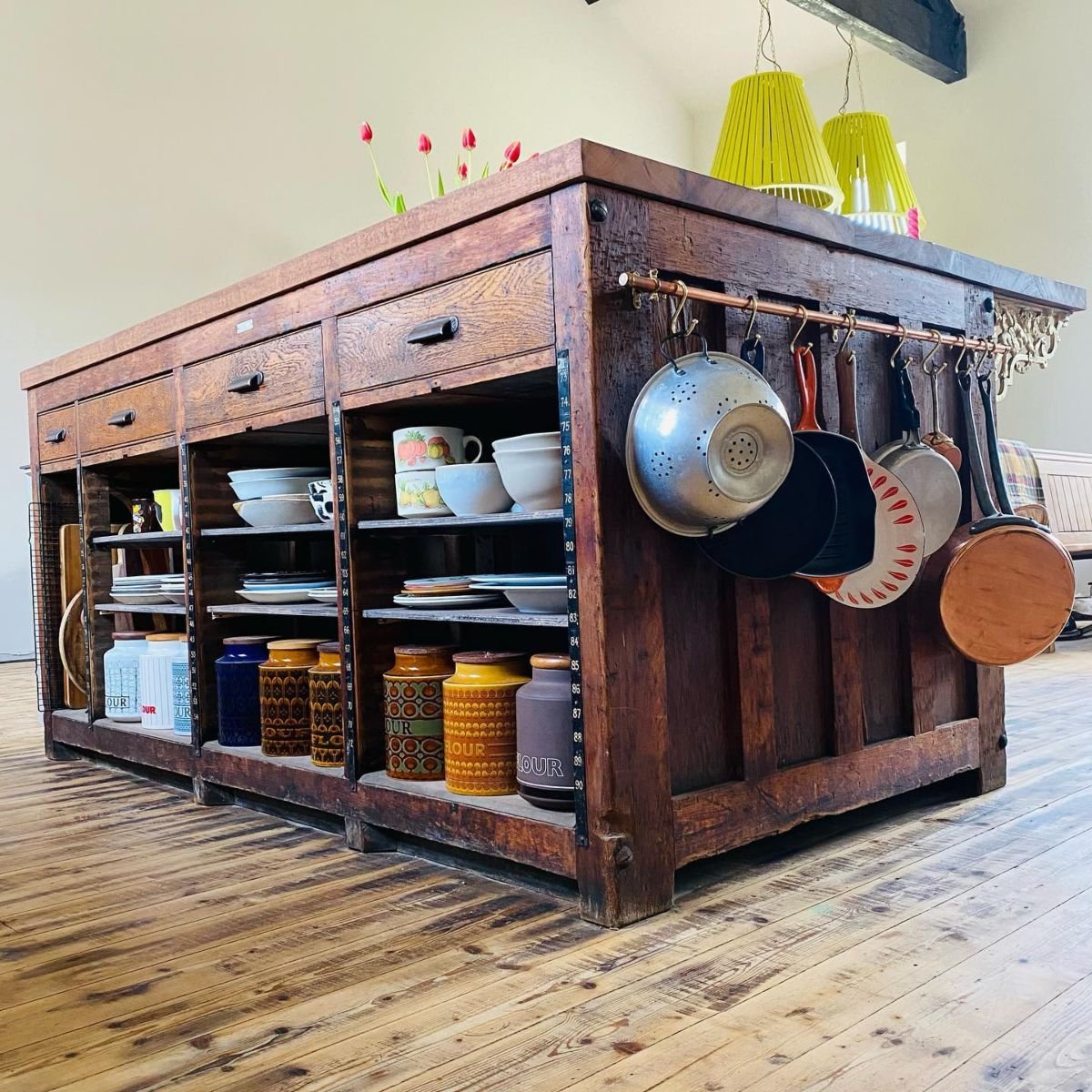 Clever Kitchen Island Storage Ideas