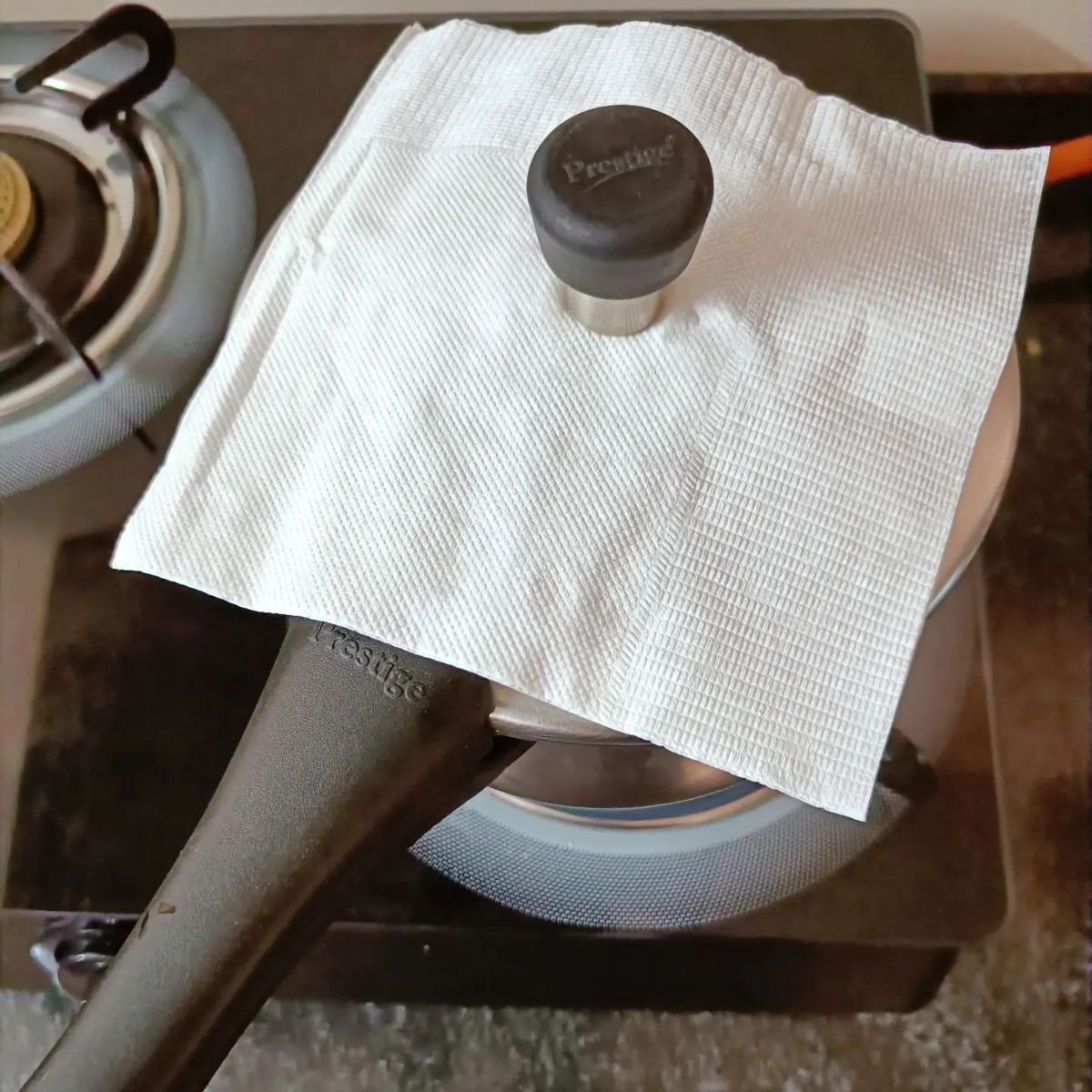 Mess-Free Cooking with Tissue Paper