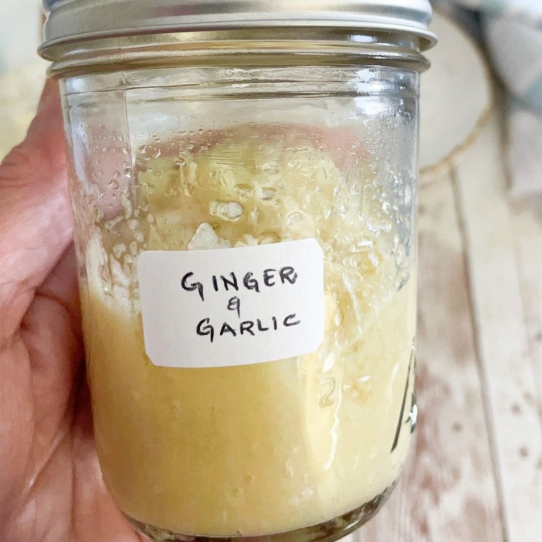 Quick Garlic-Ginger Cooking Paste