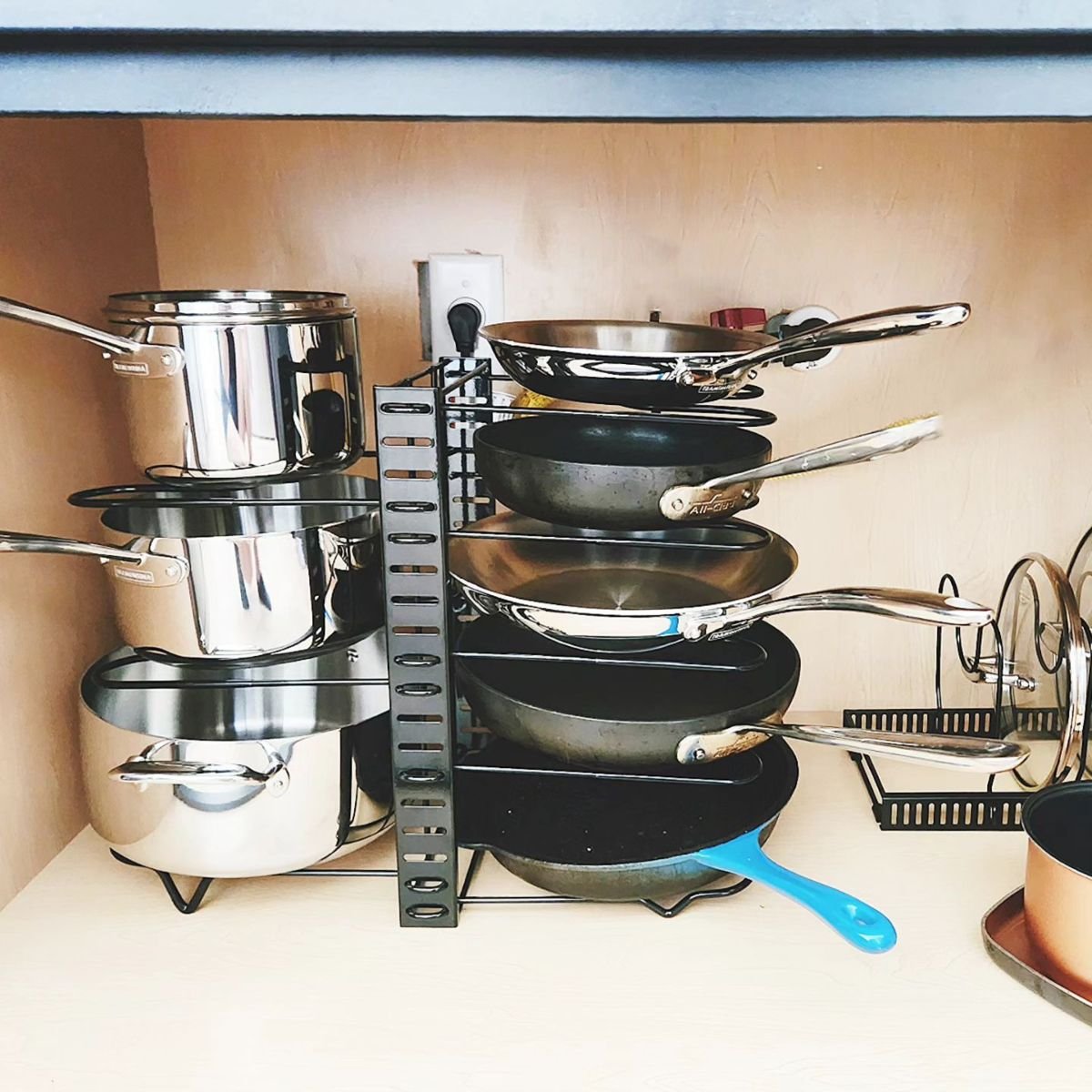 Space-Saving Pot Organizer Ideas