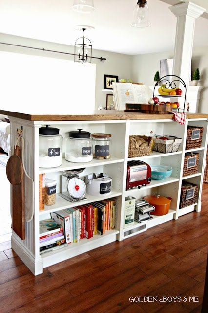 Spacious Kitchen Island Solutions