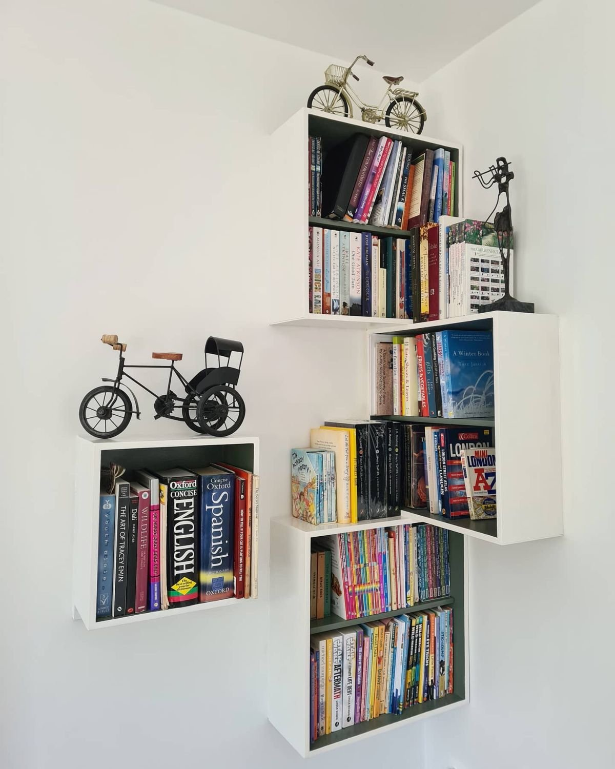 Stylish Box Shelf Ideas