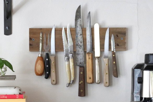 Stylish Magnetic Knife Storage