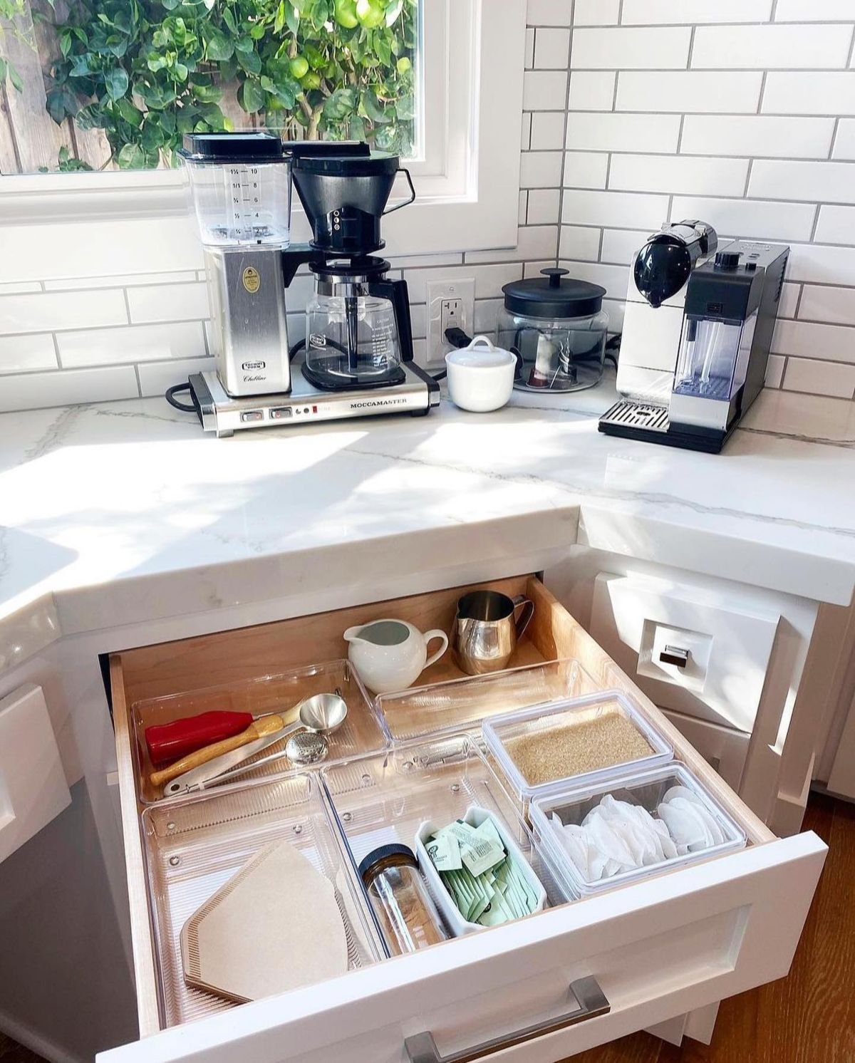 Versatile Plastic Drawer Organizers