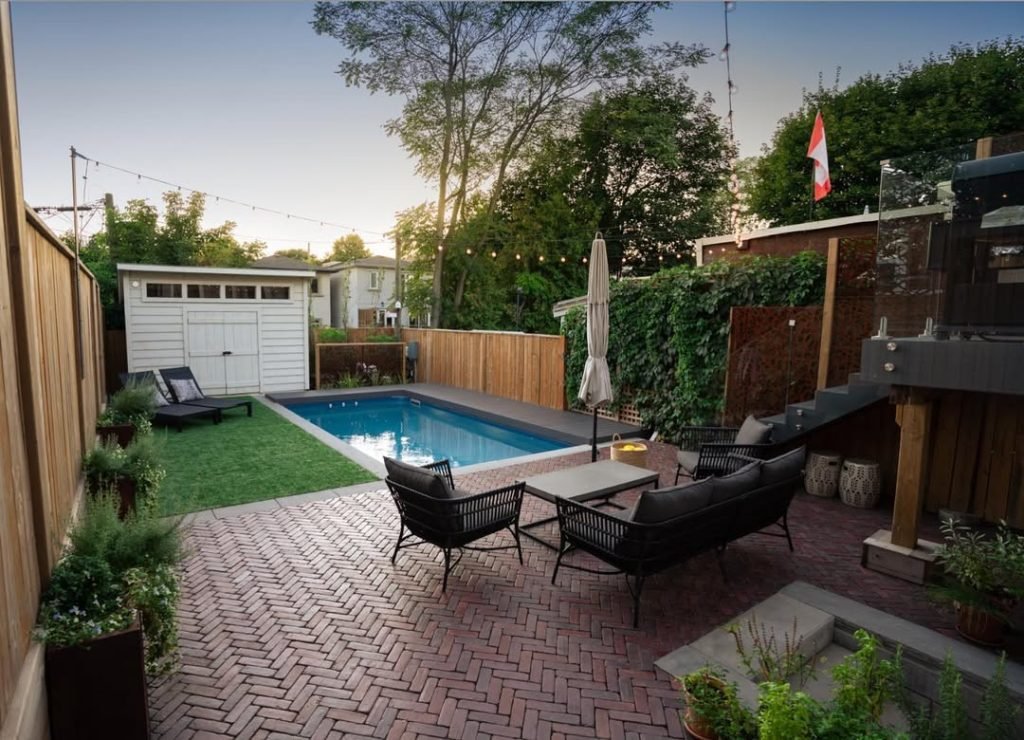 Backyard Poolside Retreat