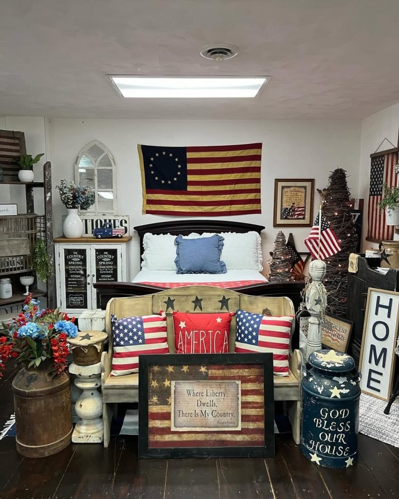 Colonial Flag Bedroom Accent
