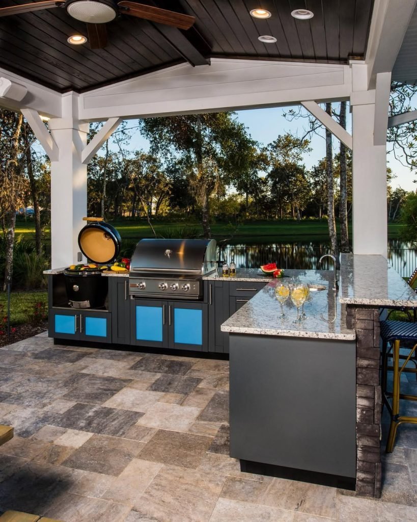Lakeside Culinary Retreat