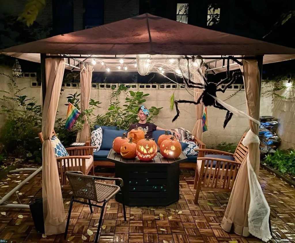 Spooky Gazebo Party Ideas