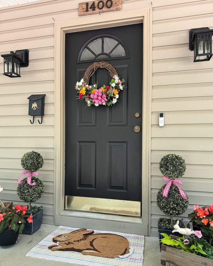 Summer Door Decor Ideas