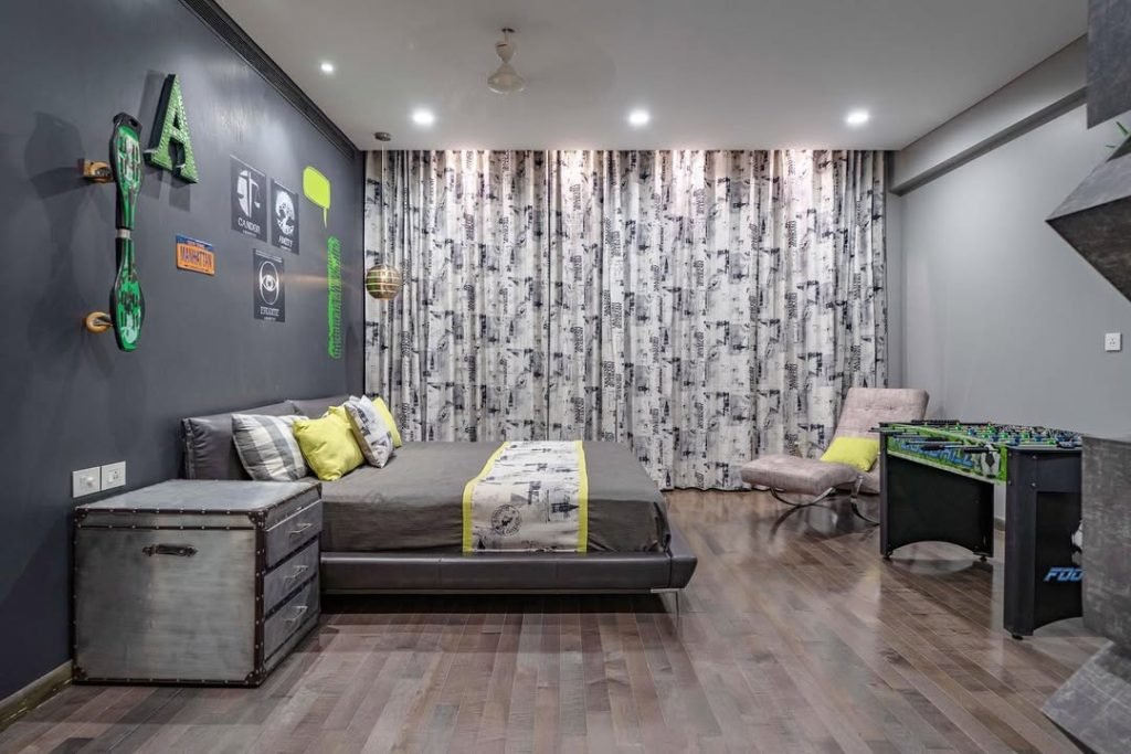 Urban Gaming Retreat Design