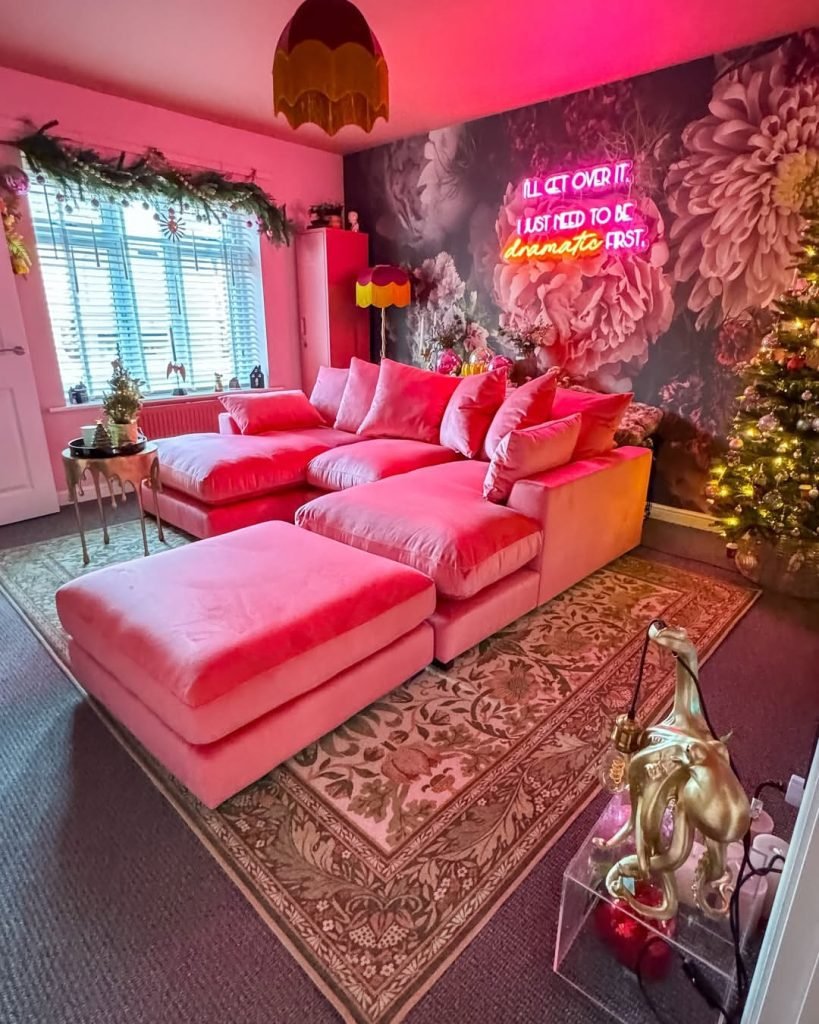 Vibrant Neon Décor Essentials