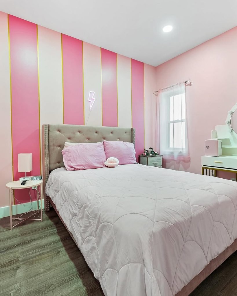Bold Pink Stripe Design