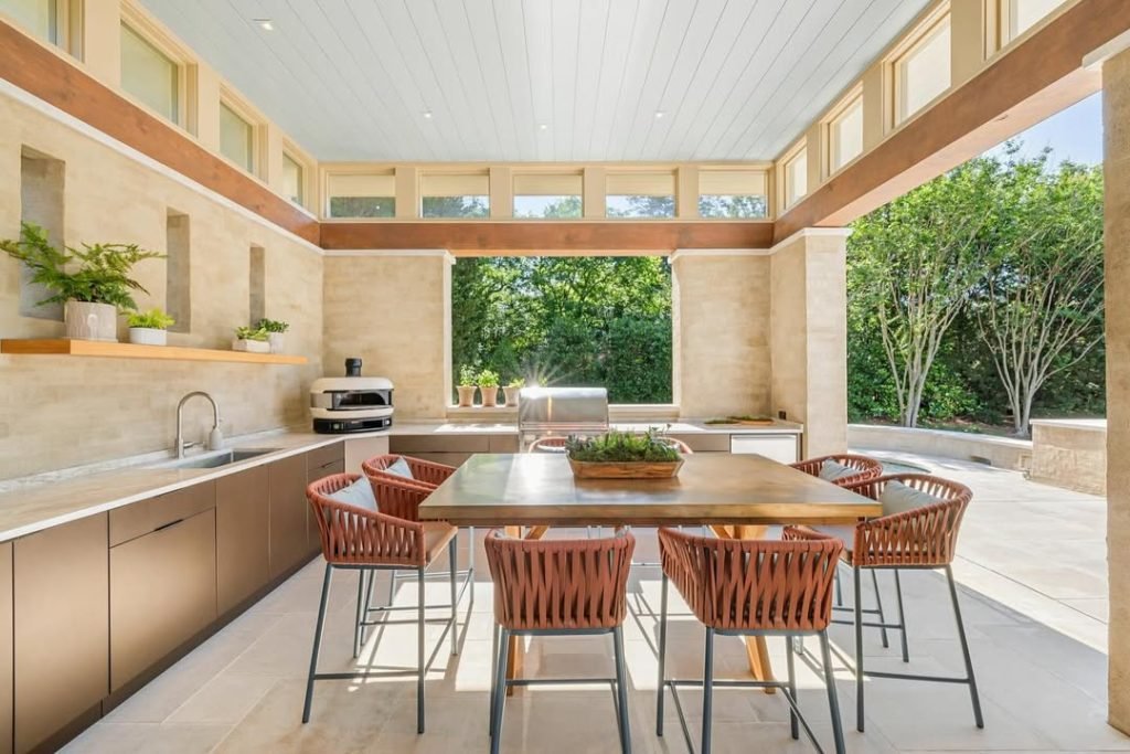 Bright Garden Kitchen Space