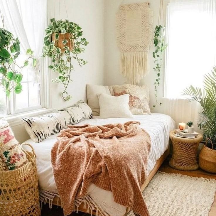 Cozy Corner Daybed Retreat