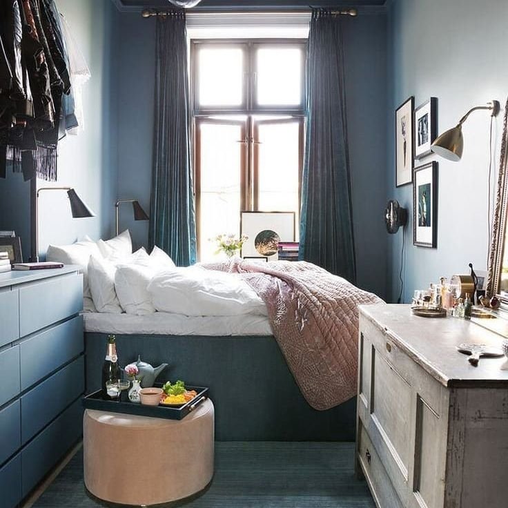 Elegant Blue Retreat Design