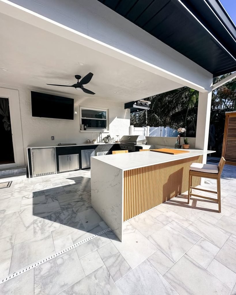 Marble Island Outdoor Elegance