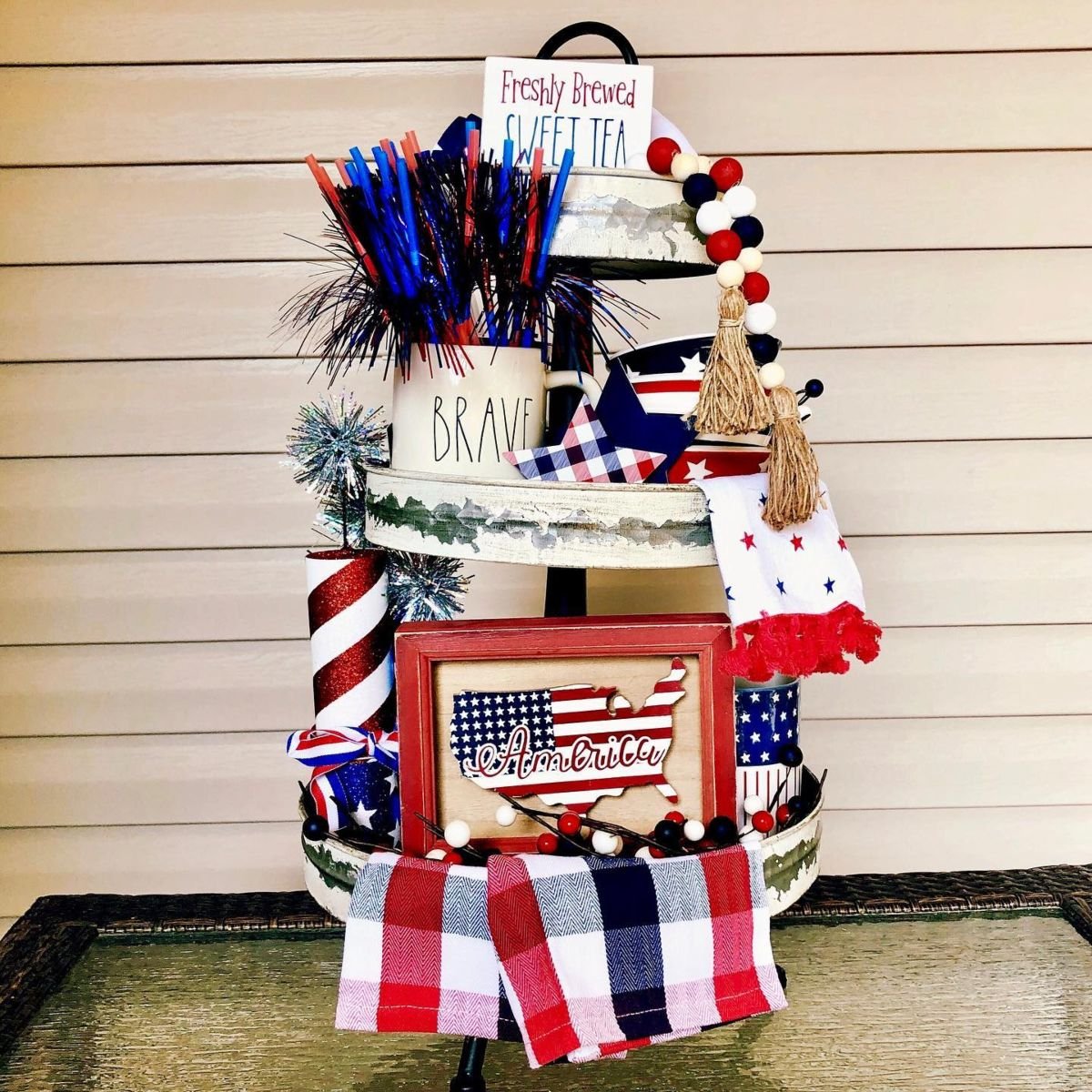 Patriotic Tiered Tray Design