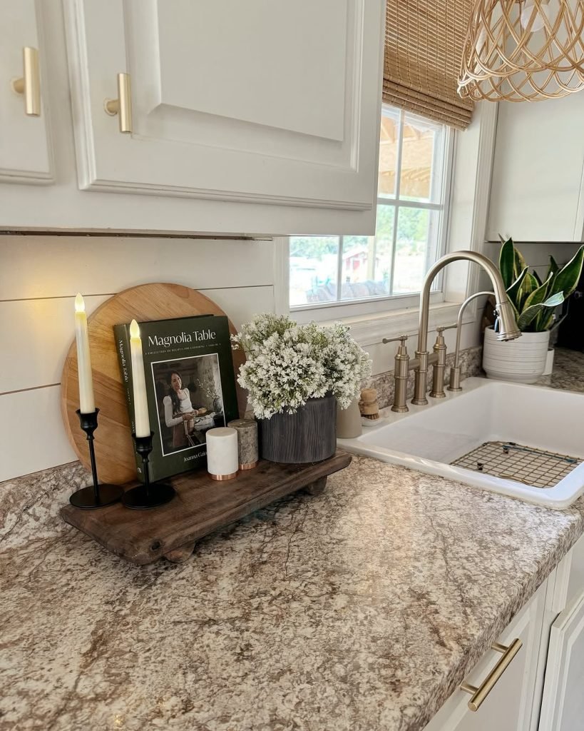 Stylish Kitchen Counter Decor