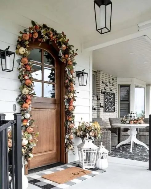 Autumn Doorway Decor