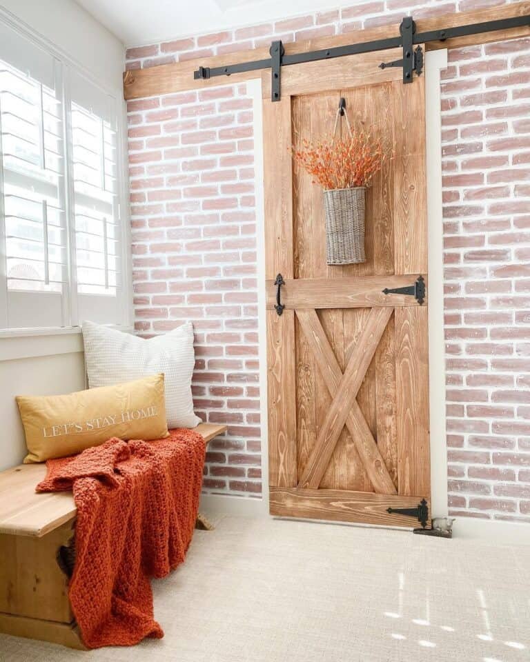 Barn Door Fall Decor