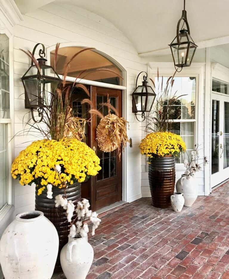 Brick-Tiled Country Porch