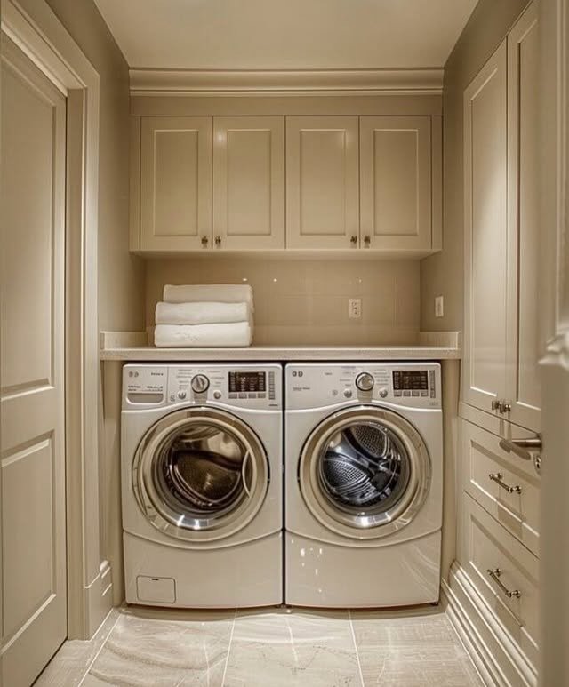 Calm Beige Laundry Space