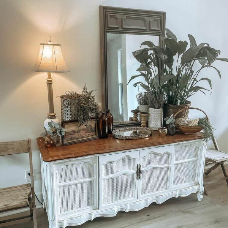 Charming Vintage Console Design