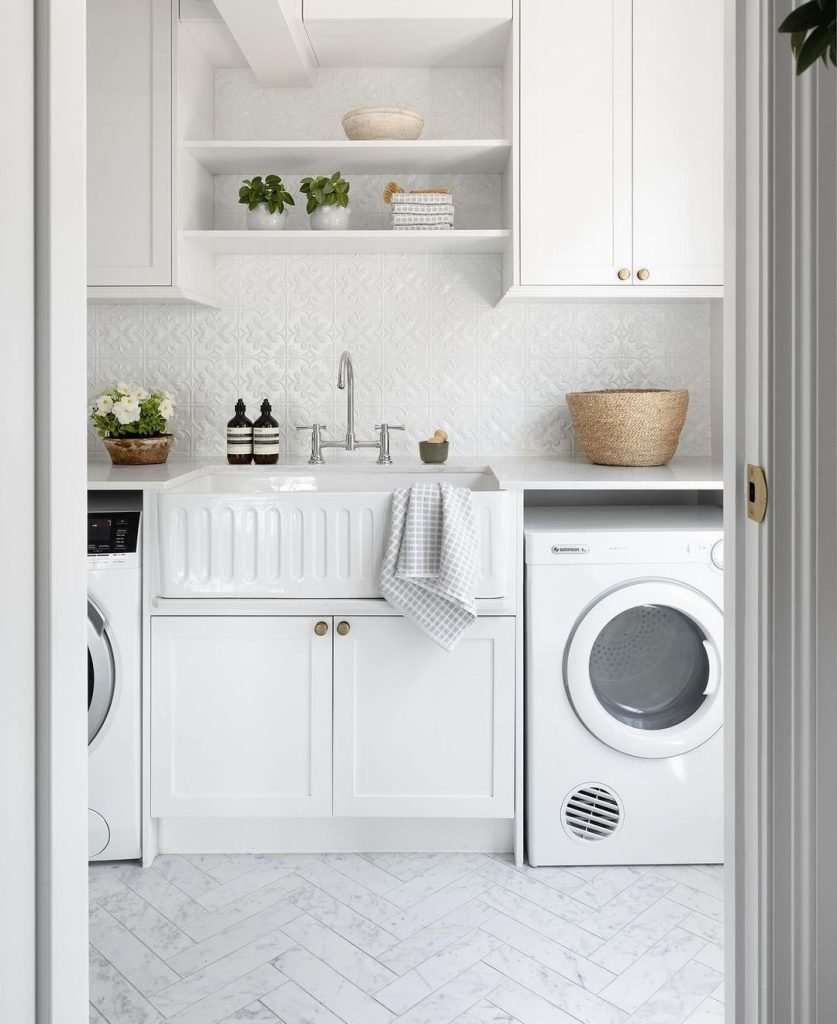 Chic White Farmhouse Design
