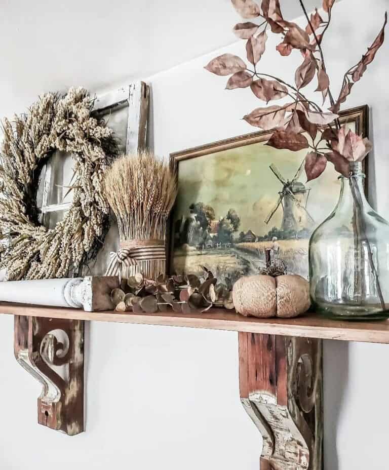 Corbel Shelf Accent