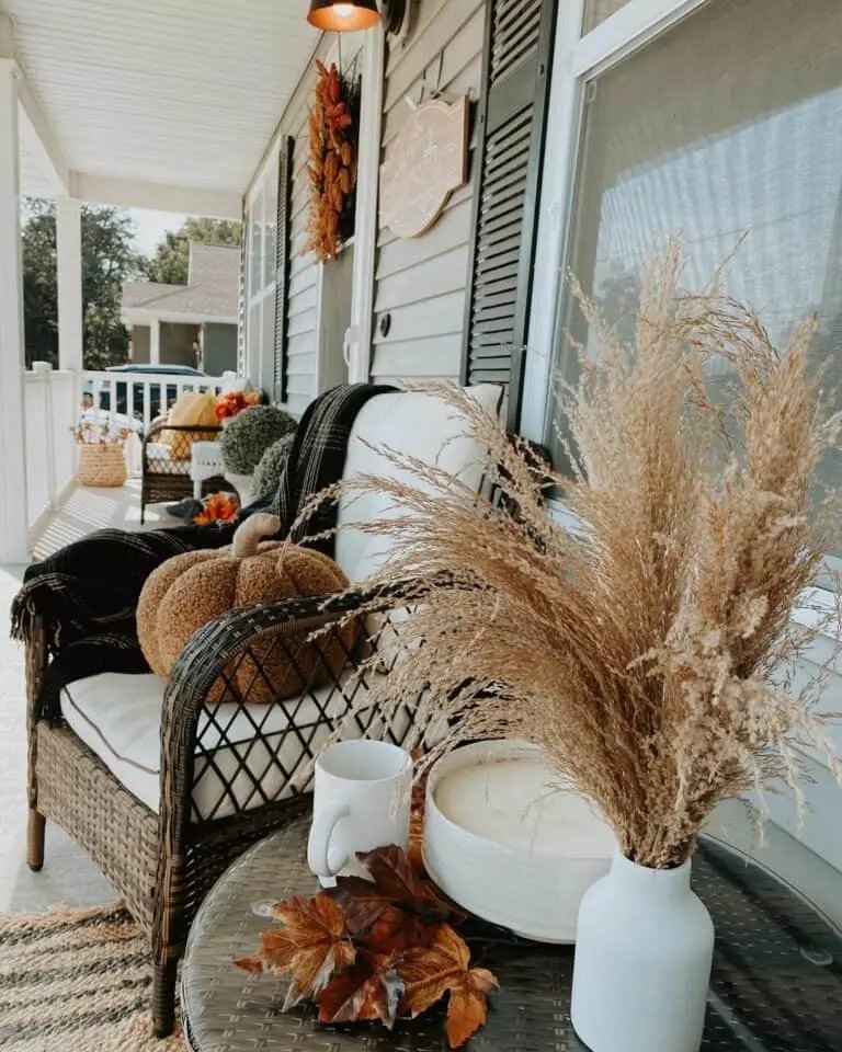 Cozy Farmhouse Fall Decor
