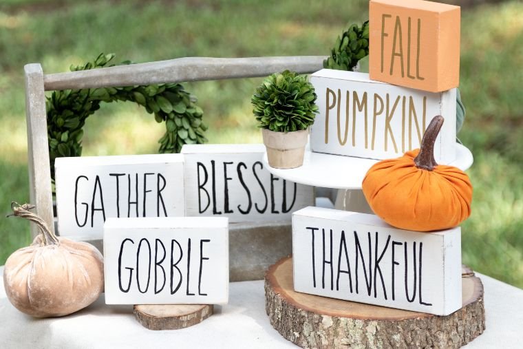 DIY Rose Dunn Signs