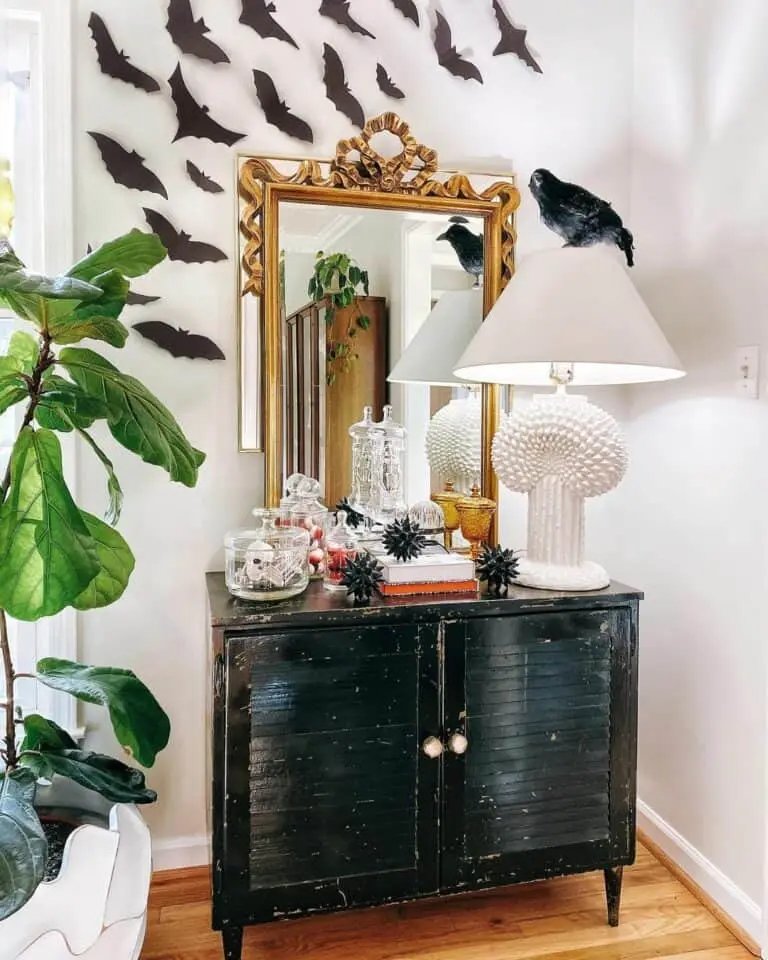 Elegant Crow Decor Ideas