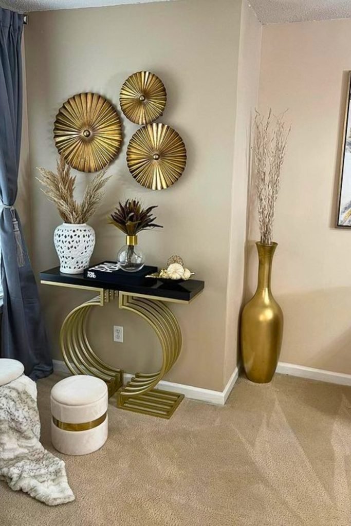 Elegant Metallic Fall Decor