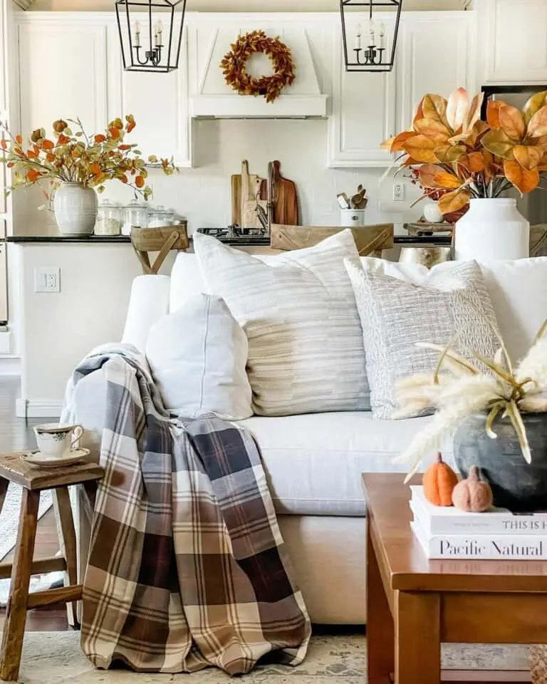 Fall Decor in Farmhouse Style