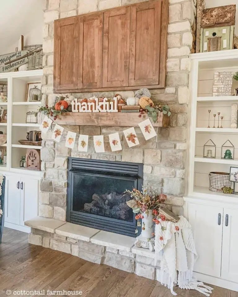 Fall Leaf Banner Display