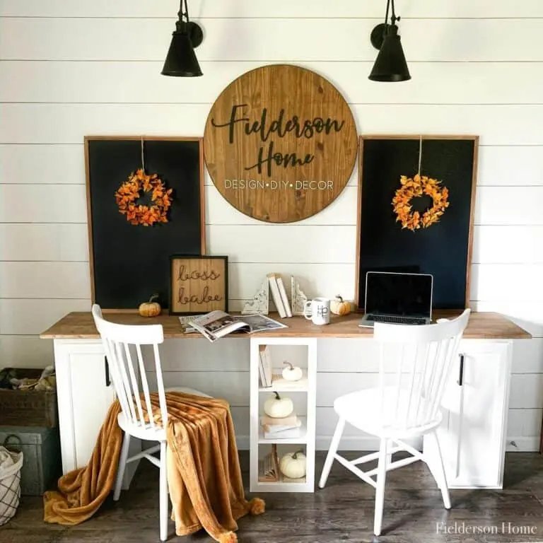 Fall Wreath Chalkboard Decor