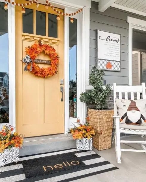 Fall Wreaths and Decor