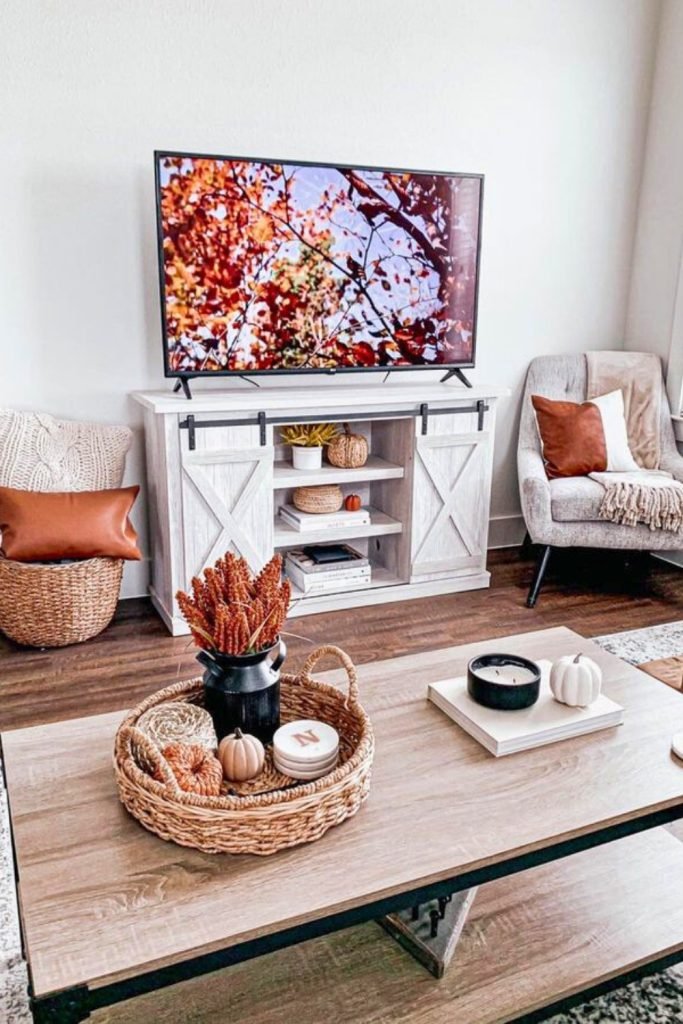 Farmhouse Autumn Living Room Decor