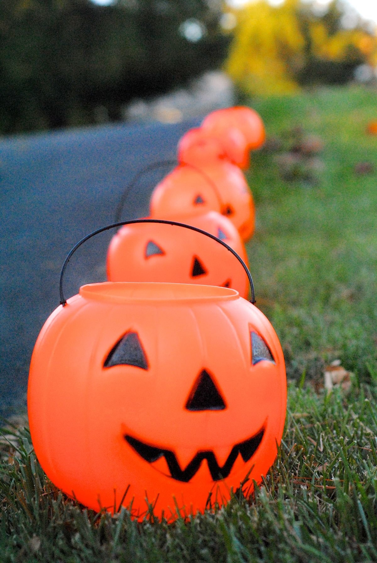 Glowing Pumpkin Lanterns