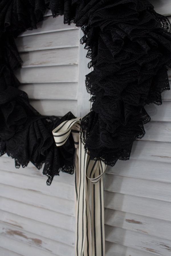 Gothic Black Lace Wreath