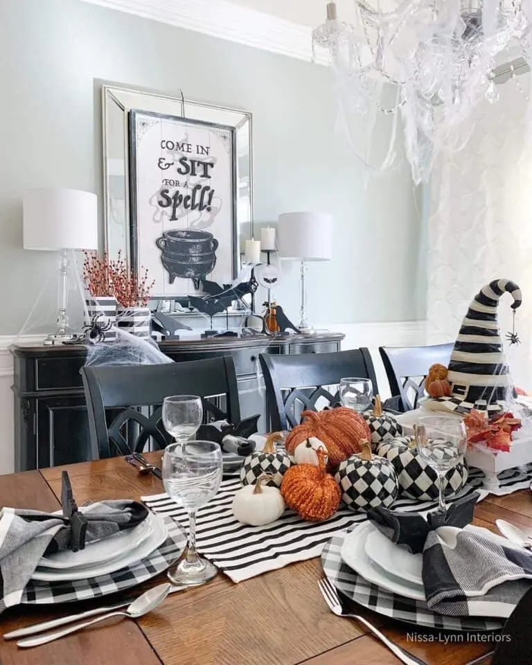 Halloween Dining Room Decor