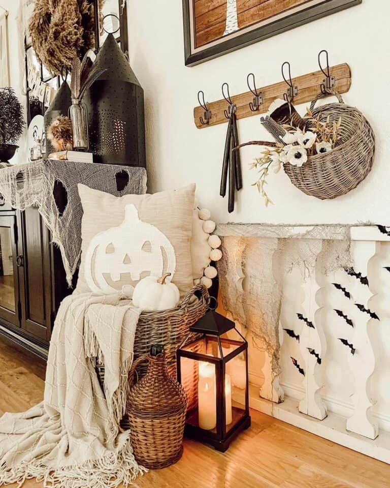 Halloween Lantern Decor Ideas