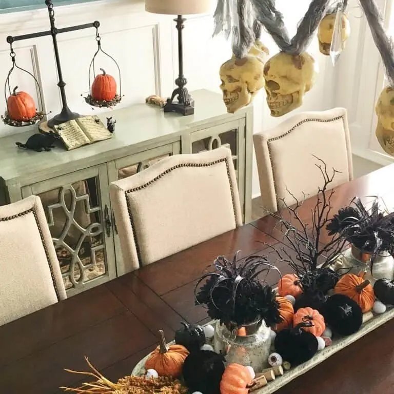 Halloween Table Decor