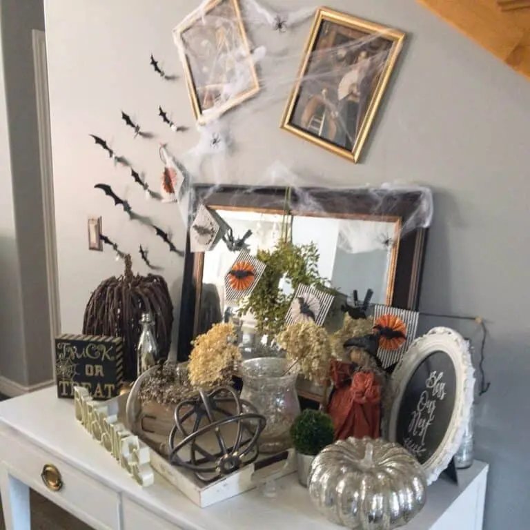 Halloween Welcome Table