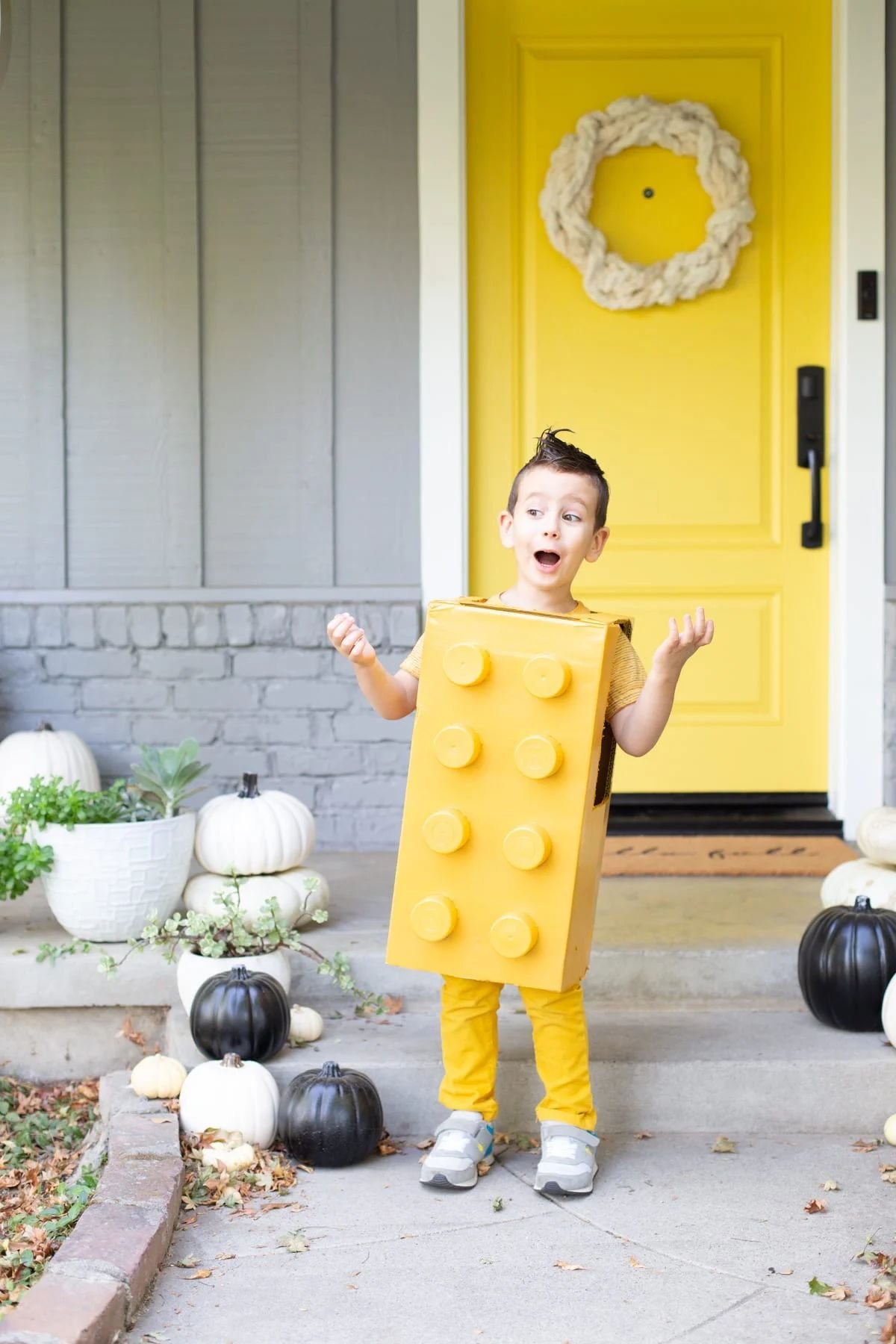 Kids' Costume Contest