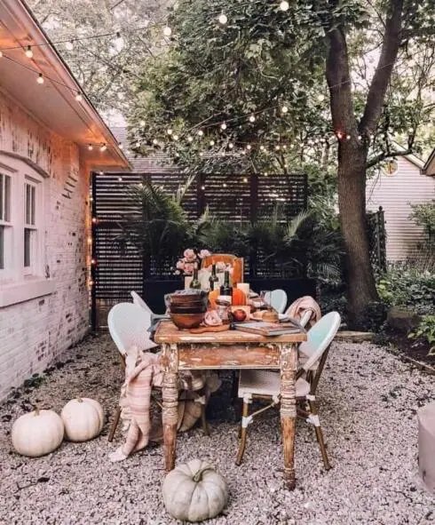 Outdoor Arrangement