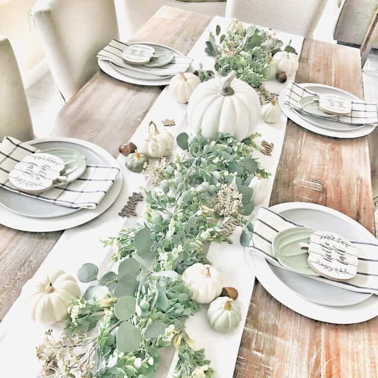 Pumpkin and Green Garland Decor