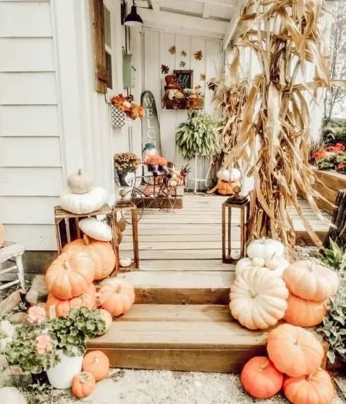 Pumpkin Porch Decor